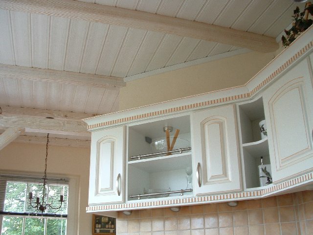 Küchenschrank